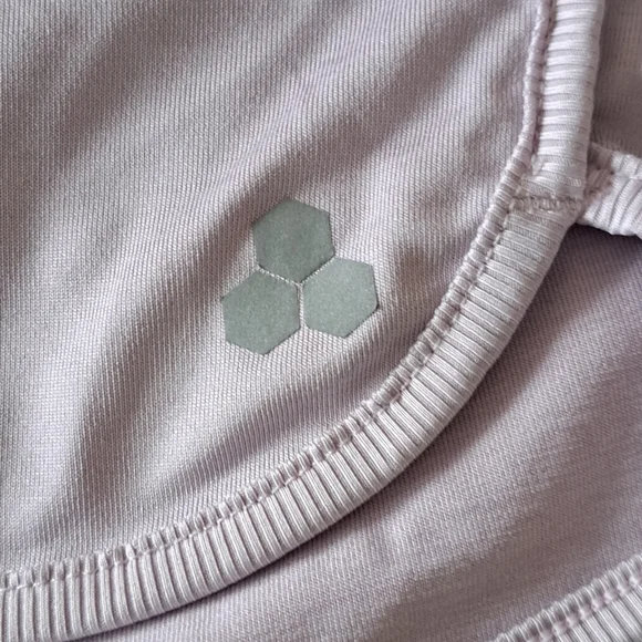 Tek Gear lavender athletic running sport shorts.  Size L. - Picture 4 of 5